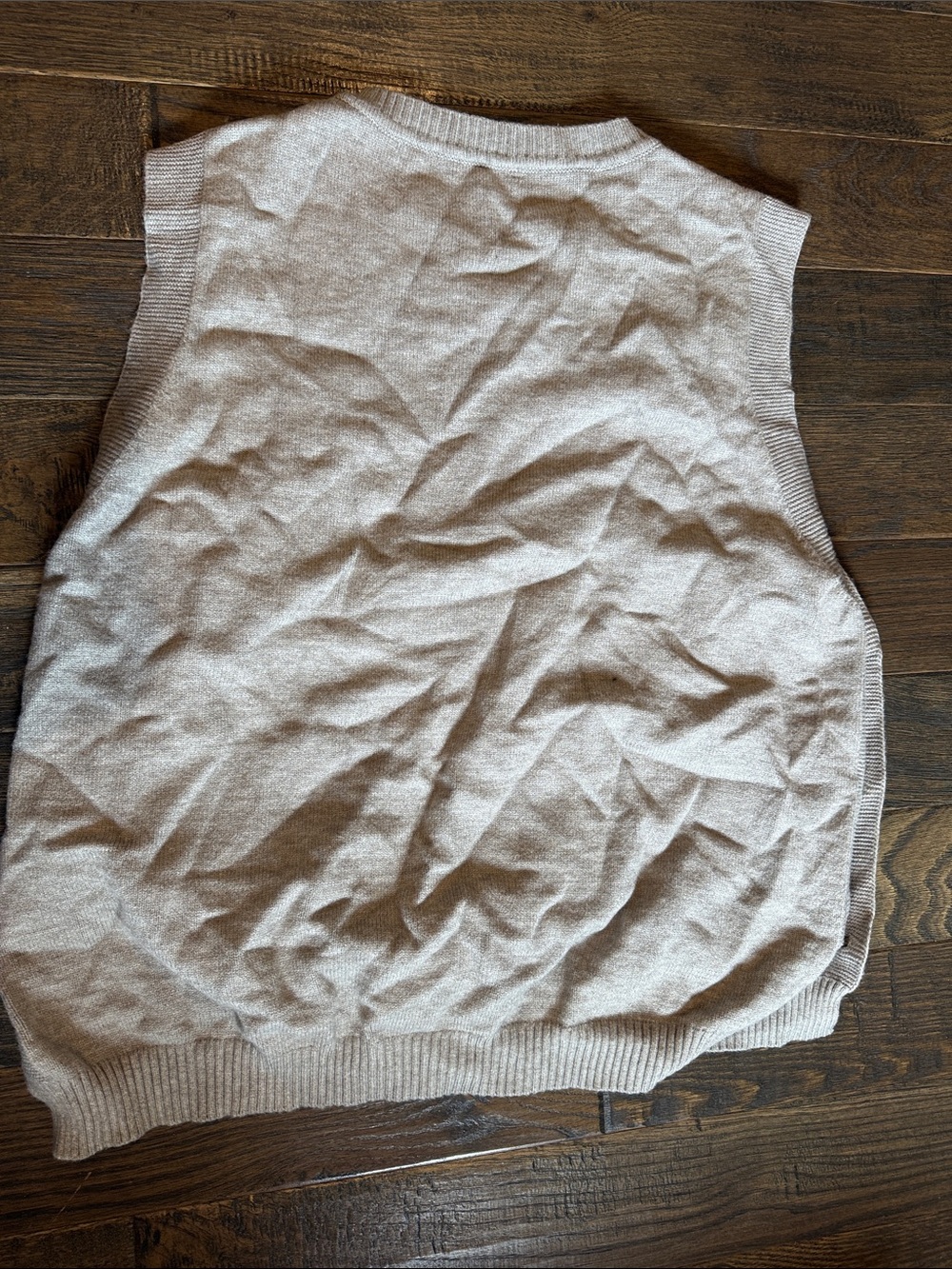 Women's Side-Button Sleeveless Sweater Vest in Taupe - Picture 4 of 4